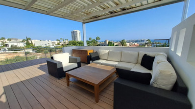 Four bedroom Villa by the sea with Private Pool in Pyrgos, Lemesos