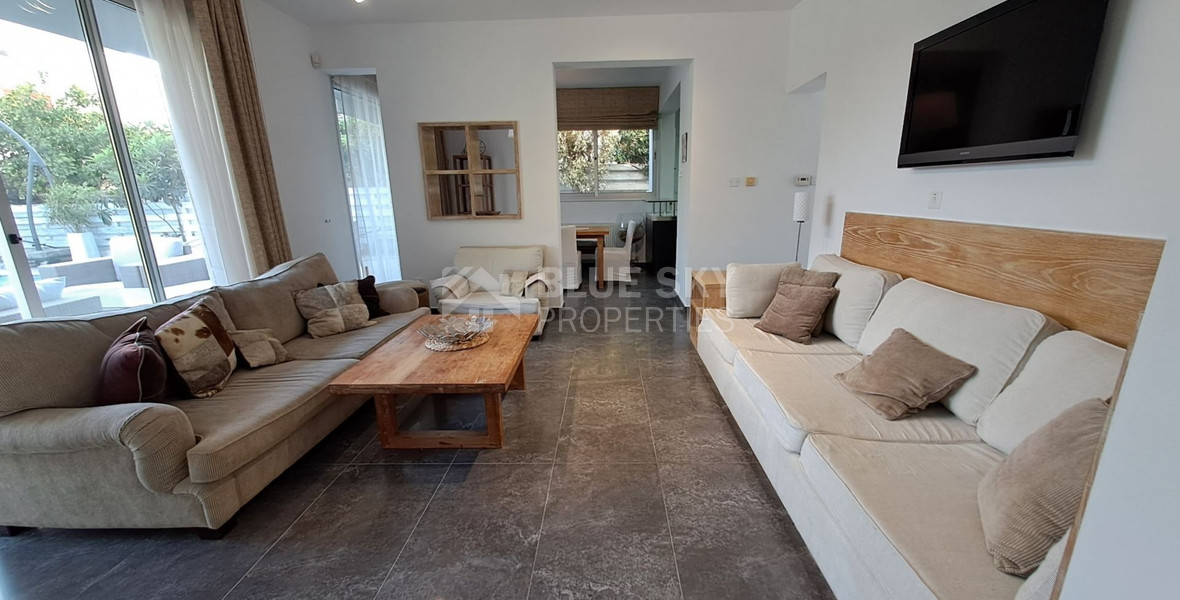 Four bedroom detached Villa on the seafront with private pool in Pyrgos, Lemesos