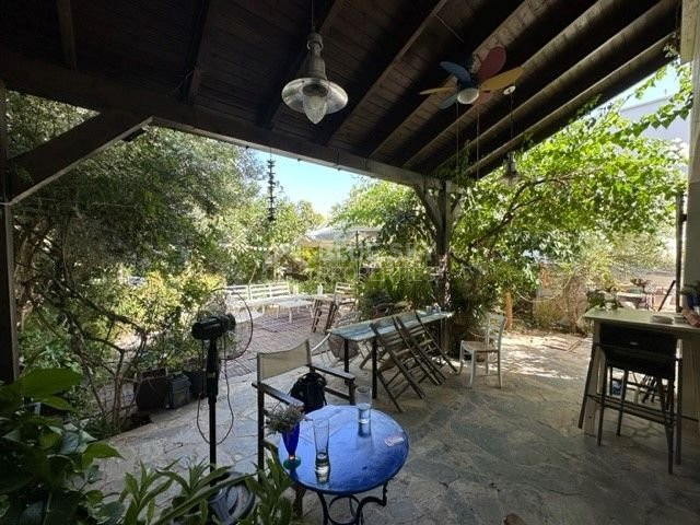 DETACHED 4 BEDROOM VILLA WITH GARDEN IN AGIA PARASKEVI GERMASOGIA