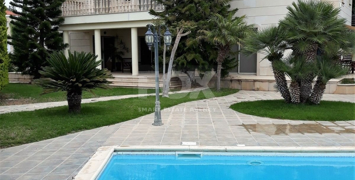 Stunning 6- bedroom Villa in Tala, Paphos