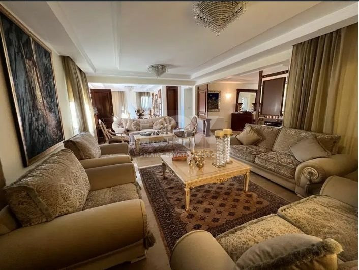 Stunning 6- bedroom Villa in Tala, Paphos