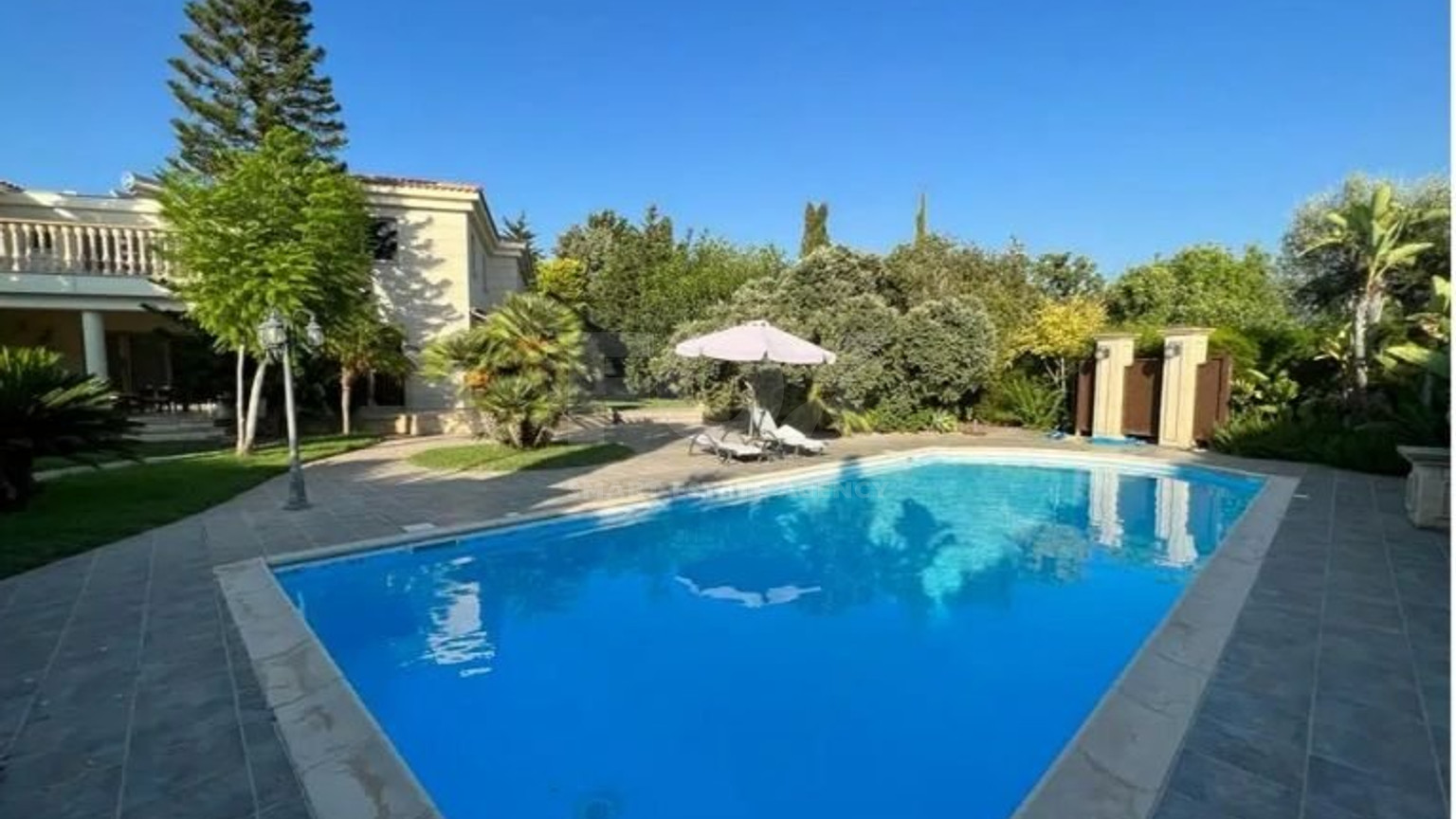 Stunning 6- bedroom Villa in Tala, Paphos