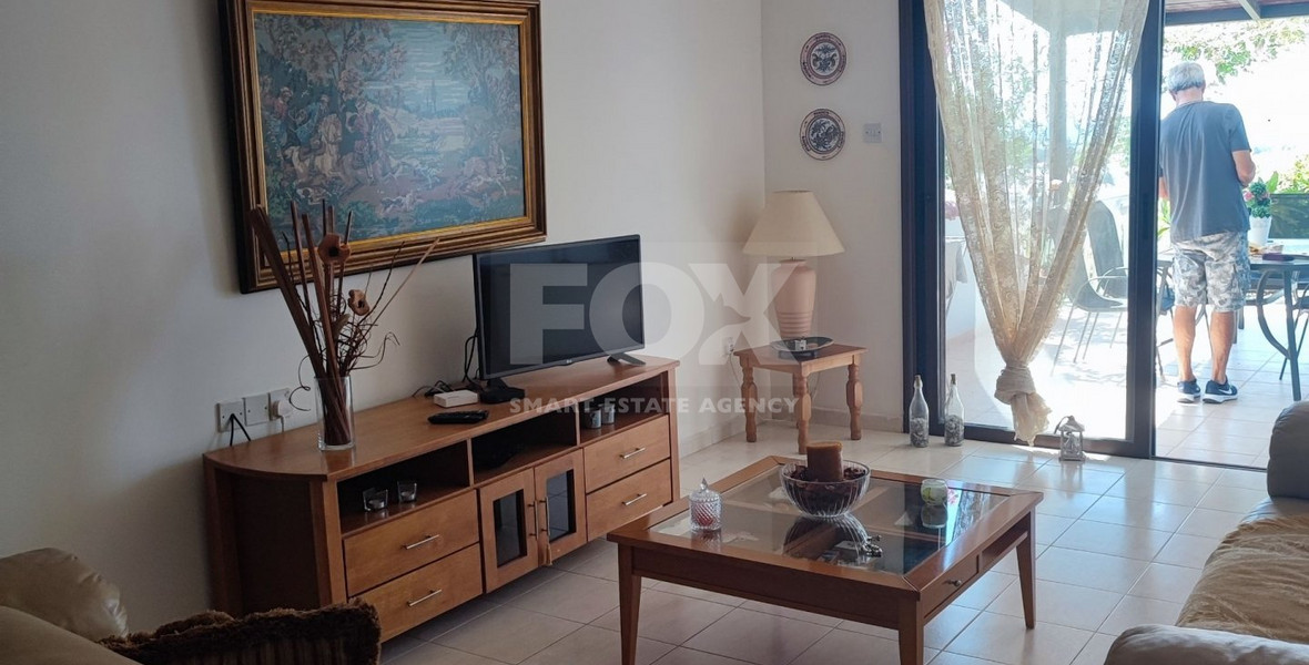 Lovely 2 bedroom maisonette with beautiful views