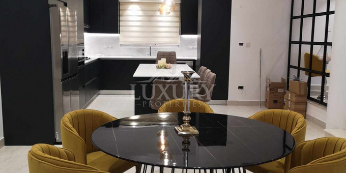 LUXURY 5 BEDROOM SMART VILLA WITH STUNNING SEA VIEWS