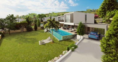 Three bedroom luxury villa in peyia