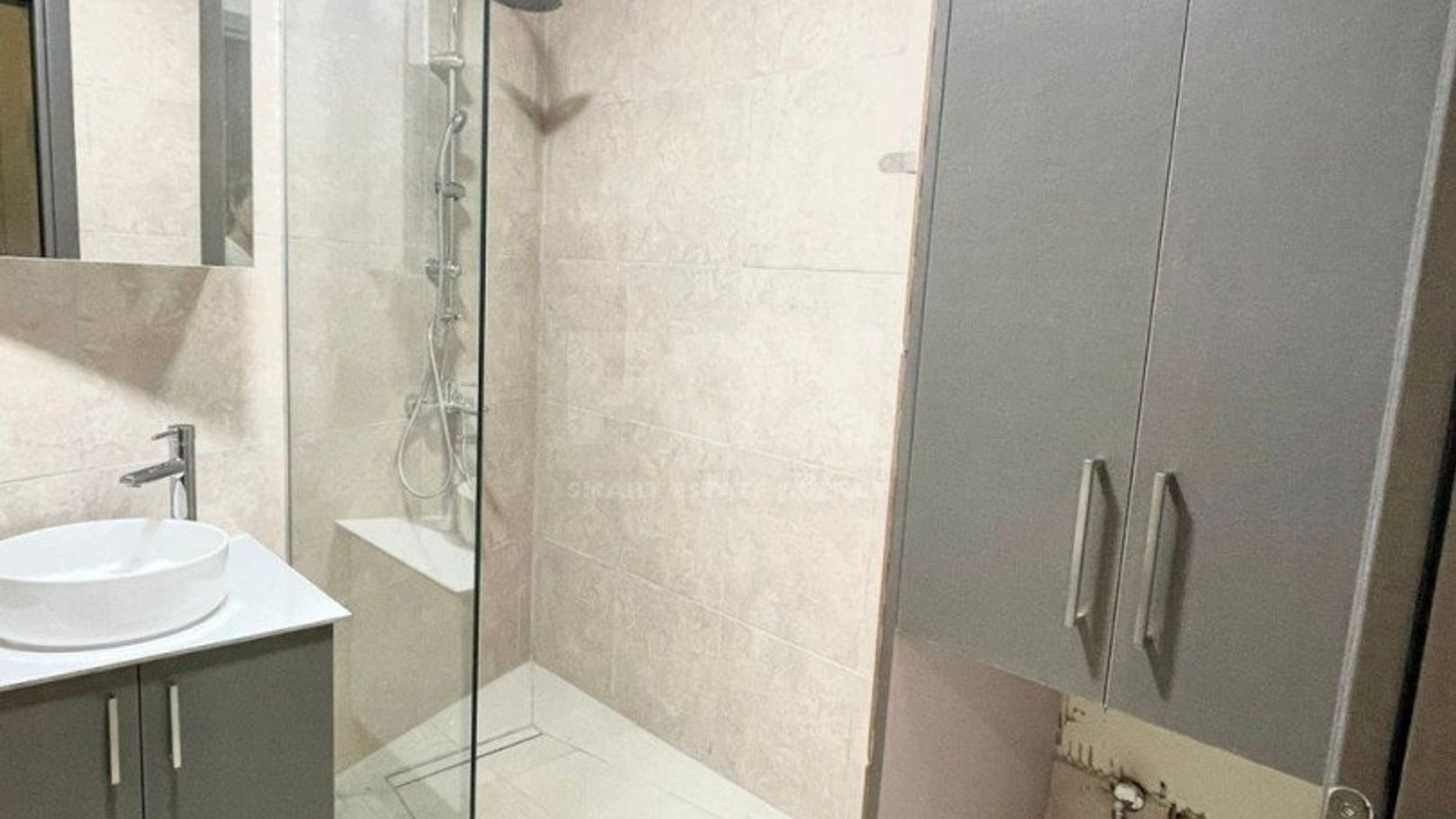 Modern Two Bedroom Apartment at a bargain price located in Paphos center.