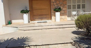 Three bedroom house plus office in Petrou & Pavlou, Limassol
