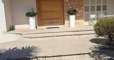 Three bedroom house plus office in Petrou & Pavlou, Limassol