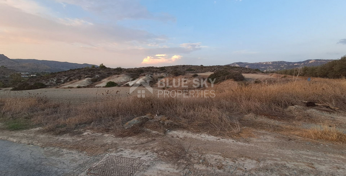 PRICE REDUCED - Residential land in Monagroulli for sale