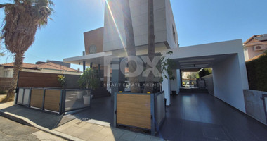 Luxury-Spacious-Modern Design Four Bedroom Detached House With Pool