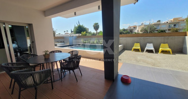 Luxury-Spacious-Modern Design Four Bedroom Detached House With Pool