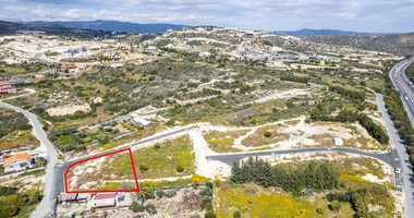 Plot under division in Agios Tychonas, Limassol