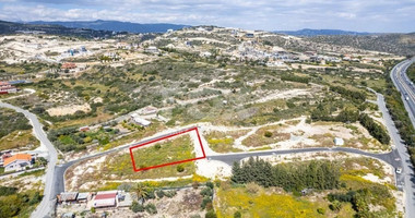 Plot under division in Agios Tychonas, Limassol