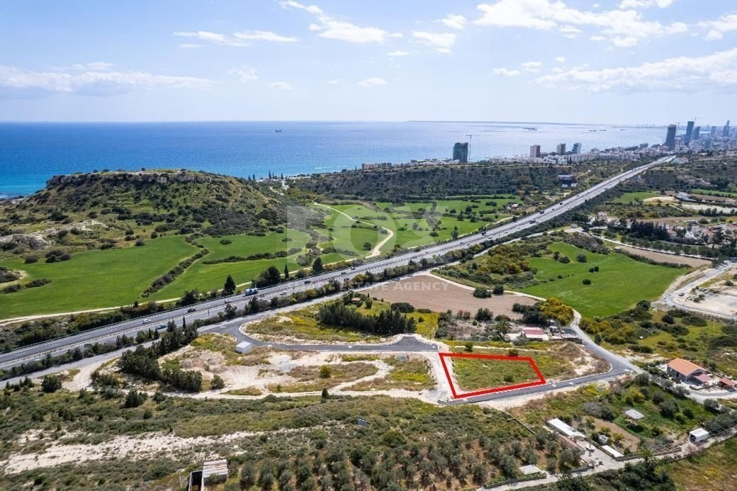 Plot under division in Agios Tychonas, Limassol