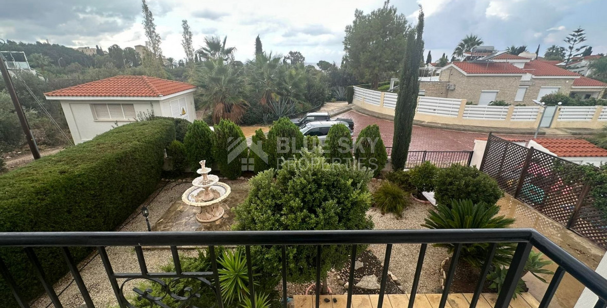 Beautiful three Bedroom Villa in Coral Bay, Paphos