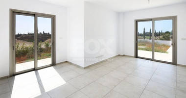 Two bedroom modern style apartment in Geroskipou