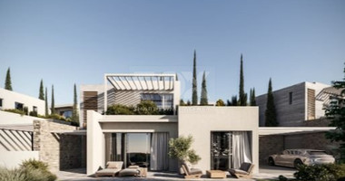 Three bedroom luxury villa with sea view in Peyia village .