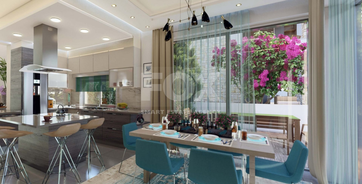 Five bedroom luxury villa with an extra bedroom at basement by the sea in Chloraka