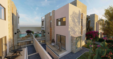 Five bedroom luxury villa with an extra bedroom at the basement near the sea in Chloraka