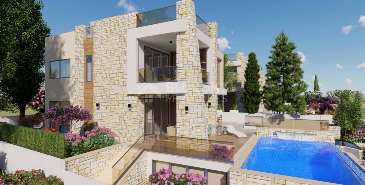 Five bedroom luxury villa with an extra bedroom at the basement near the sea in Chloraka