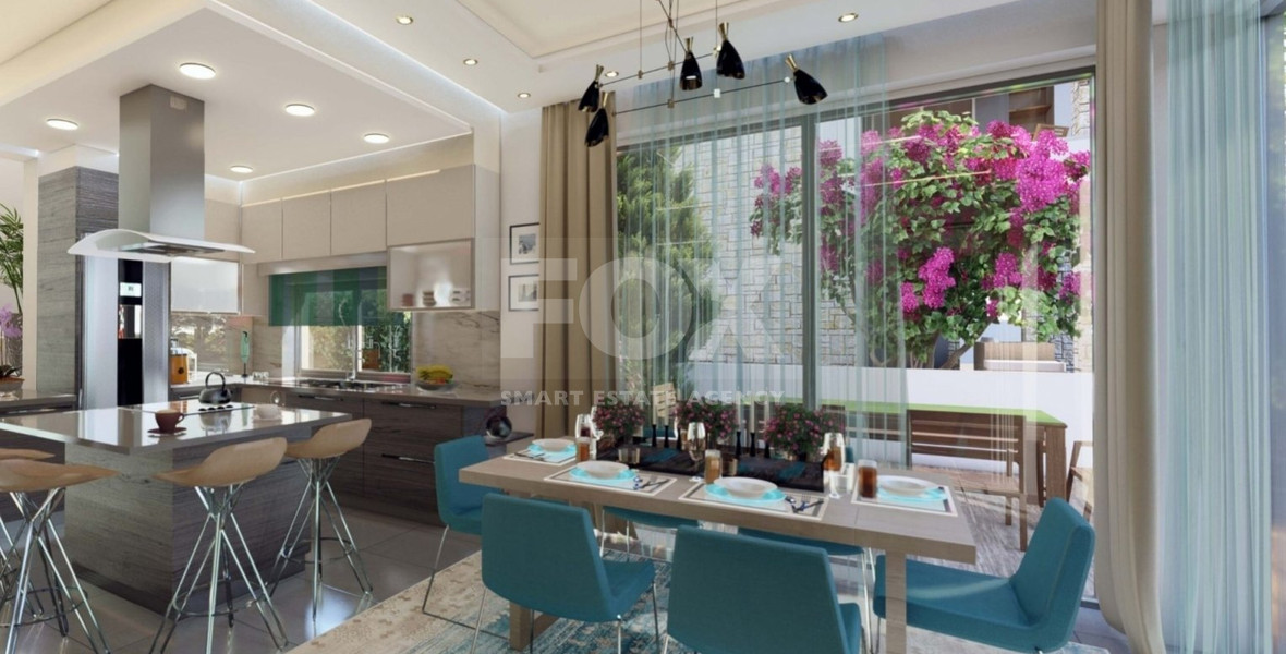 Four bedroom luxury villa with an extra bedroom at basement by the sea in Chloraka