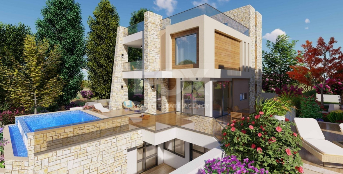 Four bedroom luxury villa with an extra bedroom at basement by the sea in Chloraka