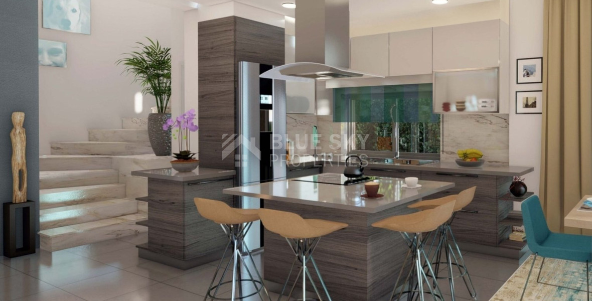 Four bedroom luxury villa with an extra bedroom at basement by the sea in Chloraka