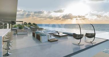 Three bedroom luxury apartment on the first floor in a seaside area in Kato Paphos, for sale