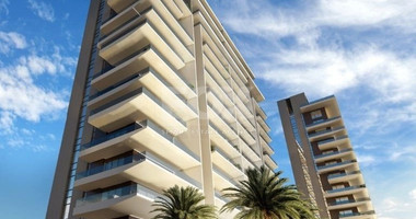 Three bedroom apartment on the seventh floor in a privileged area in Kato Paphos, for sale