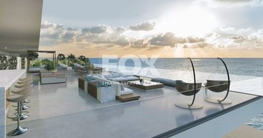 Three bedroom luxury apartment on the third floor in a beachfront area in Kato Paphos
