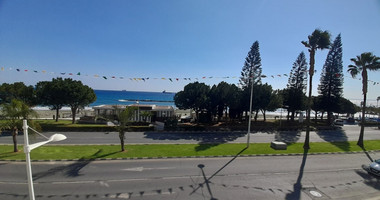 One bedroom seafront apartment for Rent in Agia Trias, Lemesos