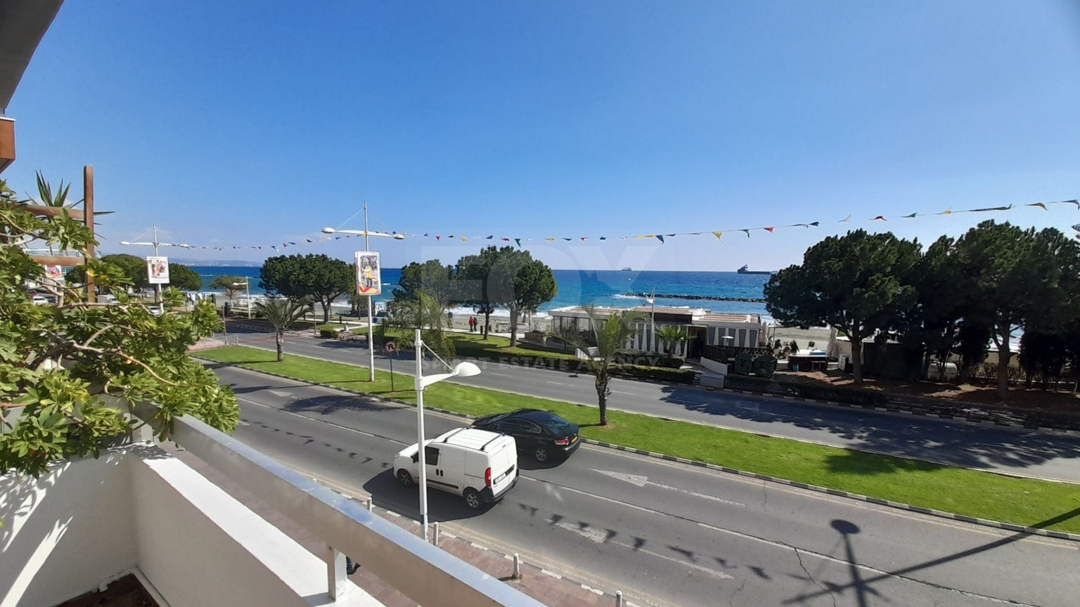 One bedroom seafront apartment for Rent in Agia Trias, Lemesos