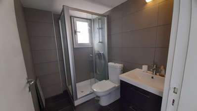 One bedroom seafront apartment for Rent in Agia Trias, Lemesos