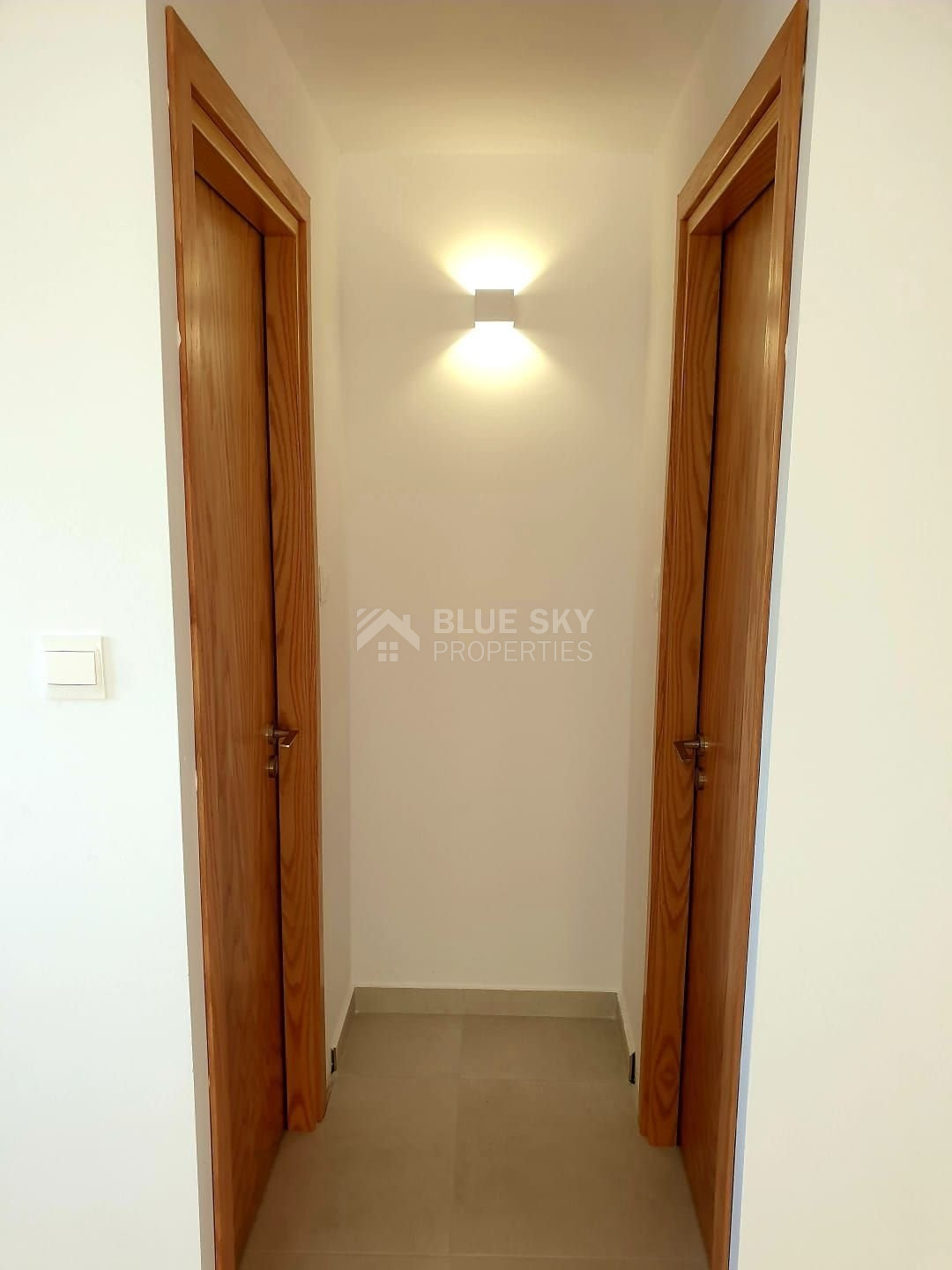 Office for rent in Kato Paphos.