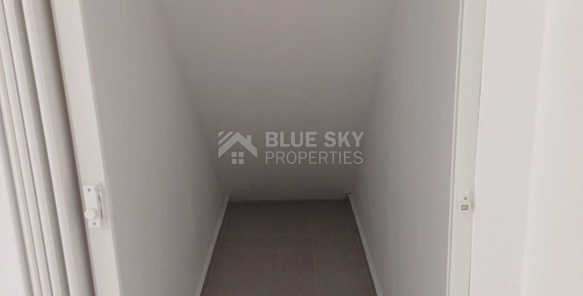 Office for rent in Kato Paphos.