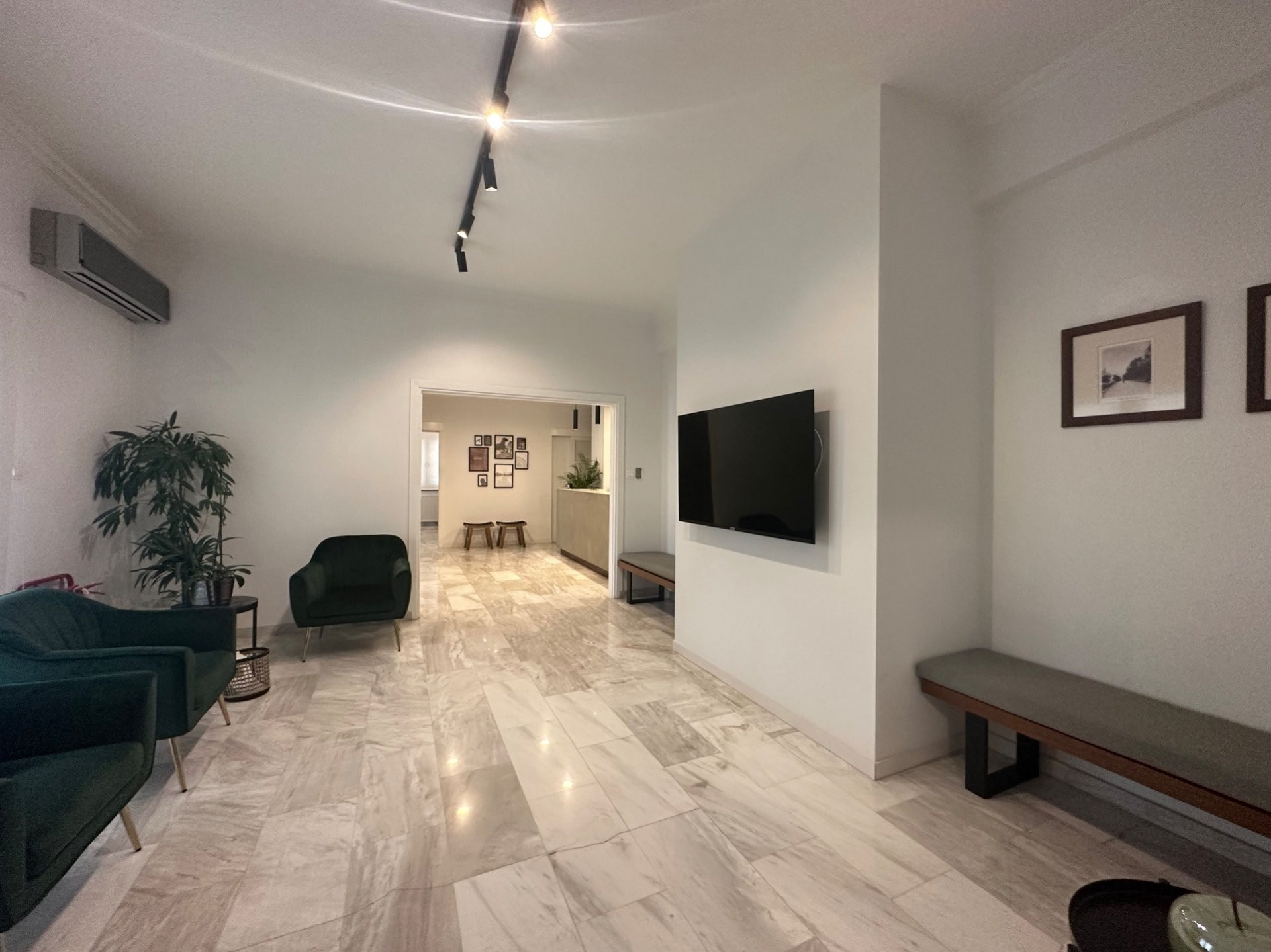 Office 145 m² in Limassol, Cyprus