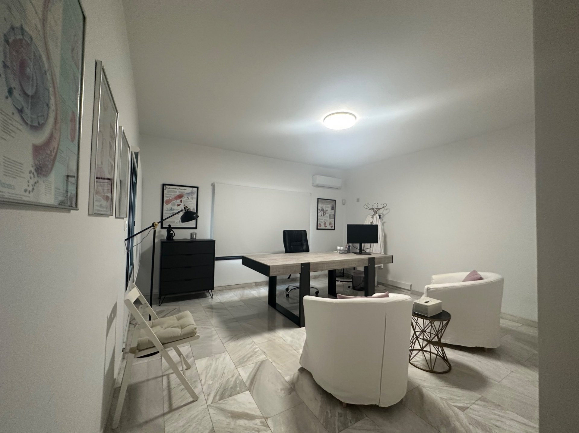 Office 145 m² in Limassol, Cyprus