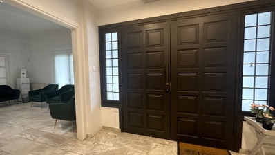 Luxury office premises ifor rent in Kapsalos