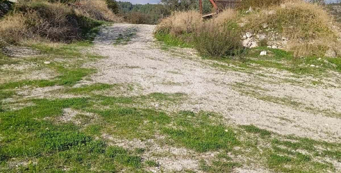 Residential land in Arminou, Paphos