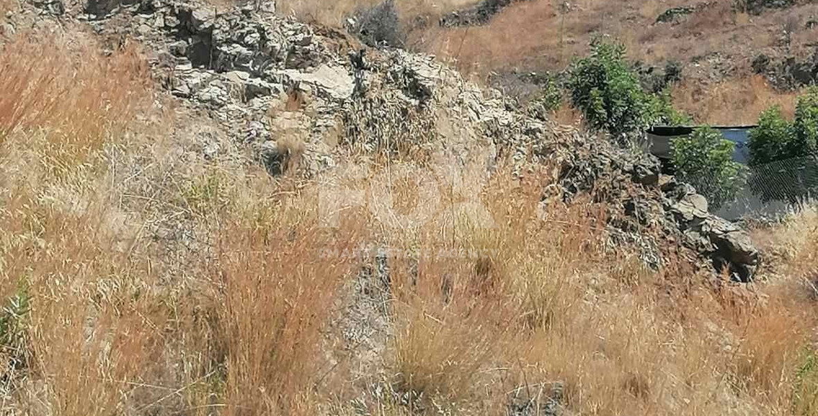 Nice land in Melini area