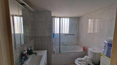 Three Bedroom Apartment For Sale Near The Ajax Hotel