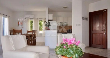 Beautiful three bedroom coastal villa