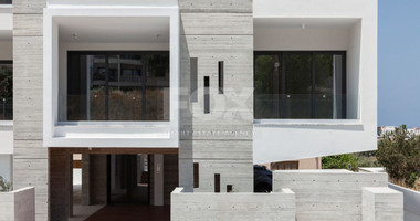 Two bedroom  magnificent apartment in Paphos