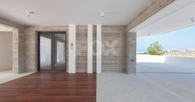 Two bedroom  magnificent apartment in Paphos