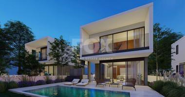 Spacious Detached Villa with Pool in Tombs Of the Kings