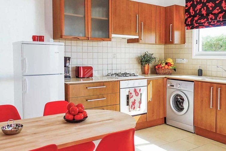 Three-Bedroom Detached Villa for Rent in Coral Bay – Fully Furnished, Spacious Plot.