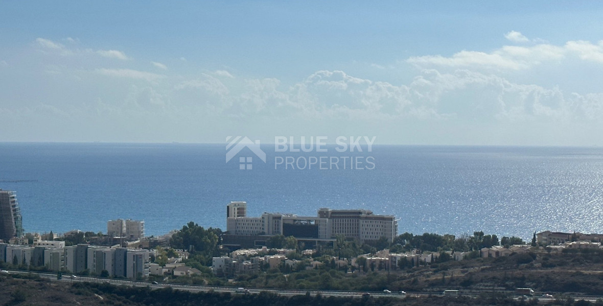 OUTSTANDING RESIDENTIAL LAND WITH PANORAMIC UNOBSTRUCTED SEA VIEWS  360 DEGREES.