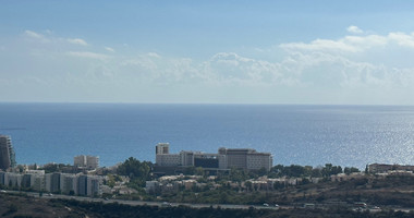 OUTSTANDING RESIDENTIAL LAND WITH PANORAMIC UNOBSTRUCTED SEA VIEWS  360 DEGREES.