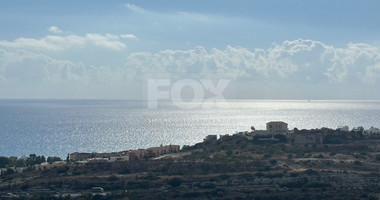OUTSTANDING RESIDENTIAL LAND WITH PANORAMIC UNOBSTRUCTED SEA VIEWS  360 DEGREES.