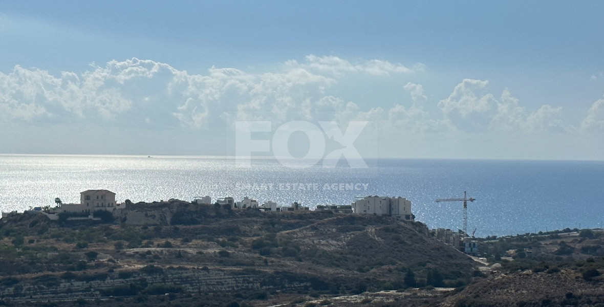 OUTSTANDING RESIDENTIAL LAND WITH PANORAMIC UNOBSTRUCTED SEA VIEWS  360 DEGREES.